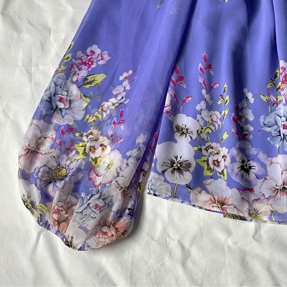 White House Black Market off the shoulder floral Top 47481 - Picture 4 of 14